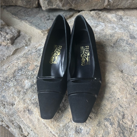 Salvatore Ferragamo Shoes - Vintage Salvatore Ferragamo Black Suede & Patent leather Heels Size 9